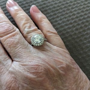 CZ Cubic Zirconia silver Halo Ring size 7 1/4